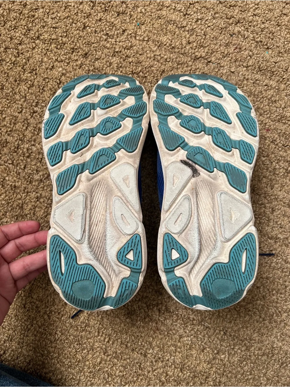 Hoka Clifton 9 running shoes